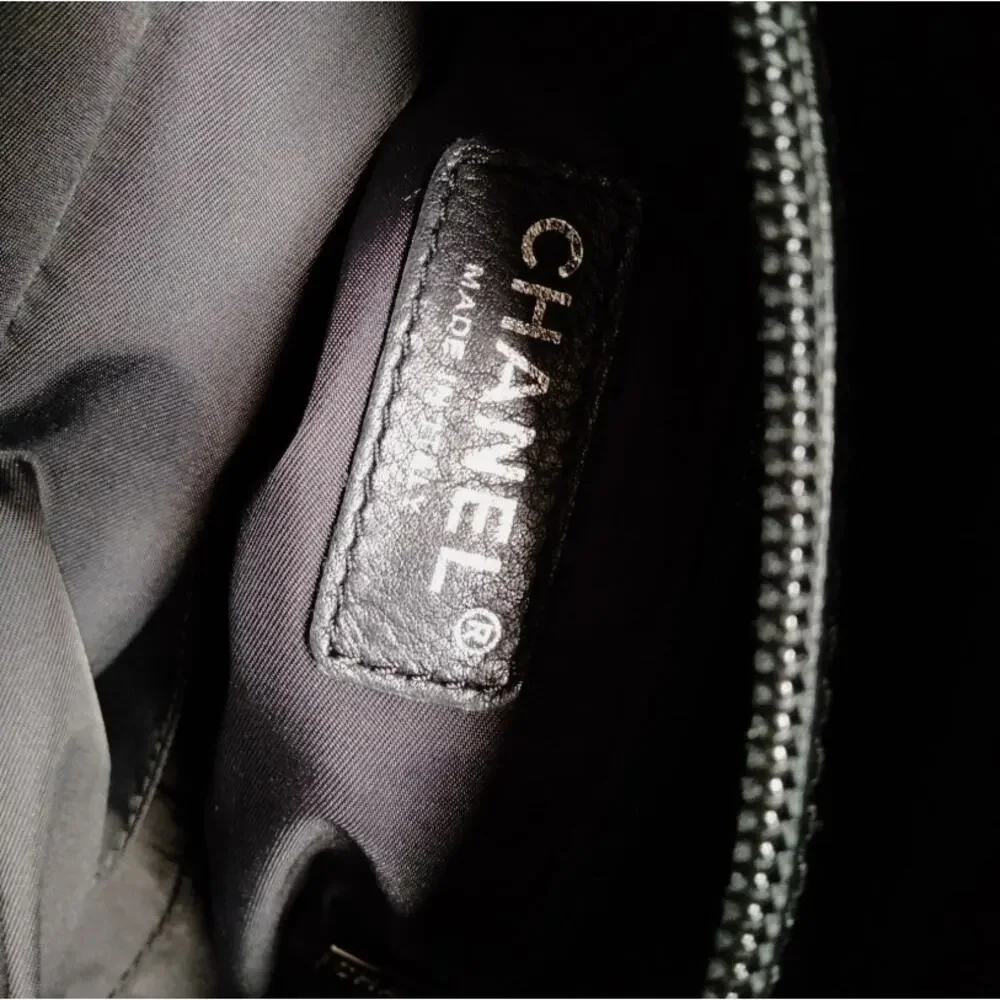 💎✨Authentic✨💎CHANEL Tote Bag Black - Picture 14 of 16